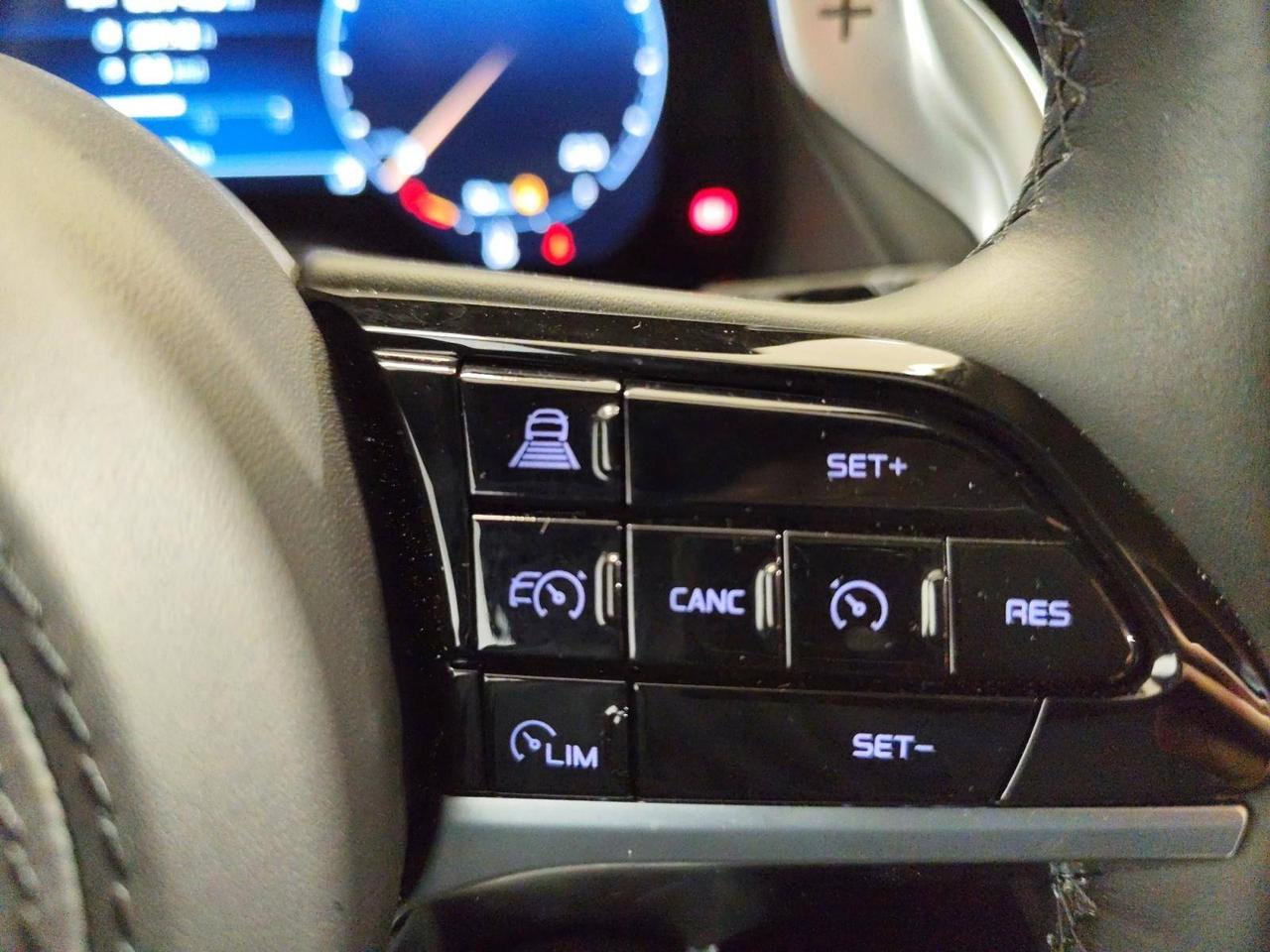 Maserati Grecale mhev Modena 330cv