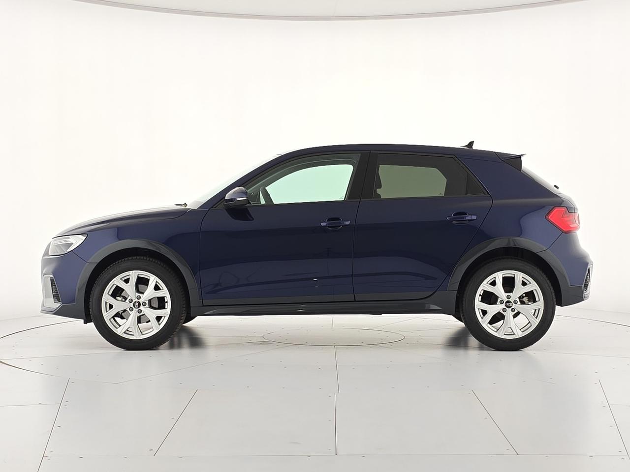 Audi A1 allstreet 30 1.0 tfsi business 116cv