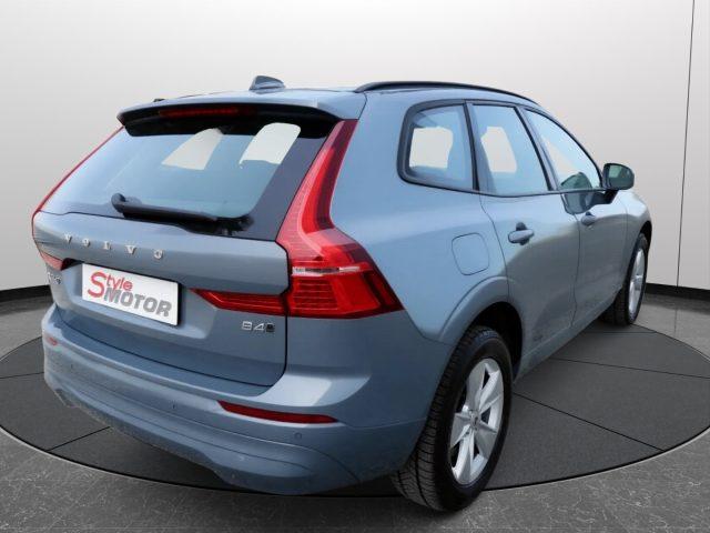 VOLVO XC60 B4 (d) automatico Momentum AWD UFFICIALE