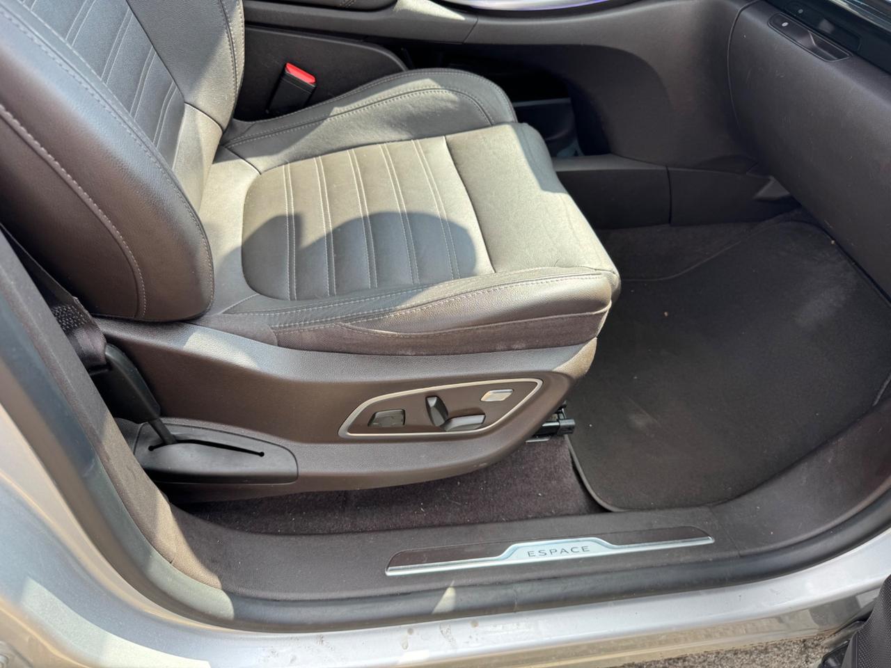 Renault Espace dCi 160CV EDC Energy Initiale Paris 4Control