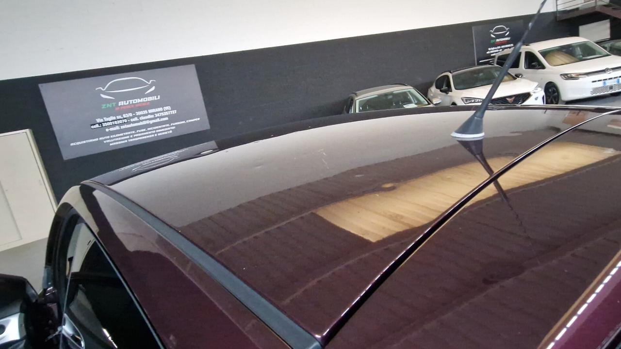 Lancia Ypsilon 1.3 MJT 75 CV Elle