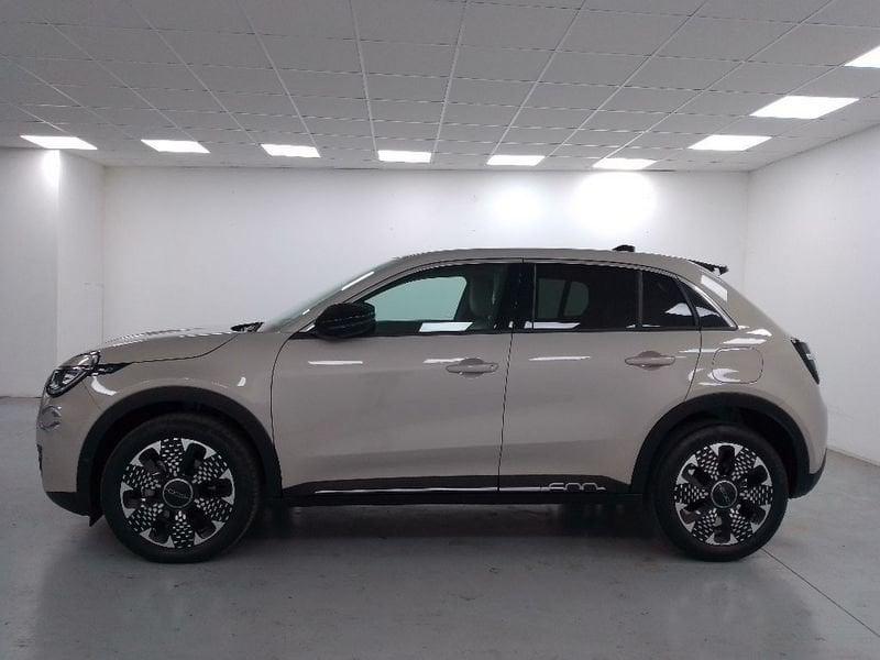 FIAT 600 1.2 hybrid La Prima 110cv auto