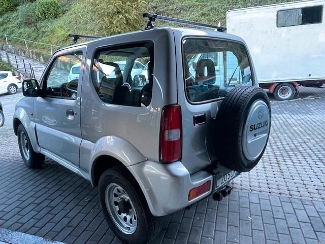 Suzuki Jimny 1.3i 16V cat 4WD JLX