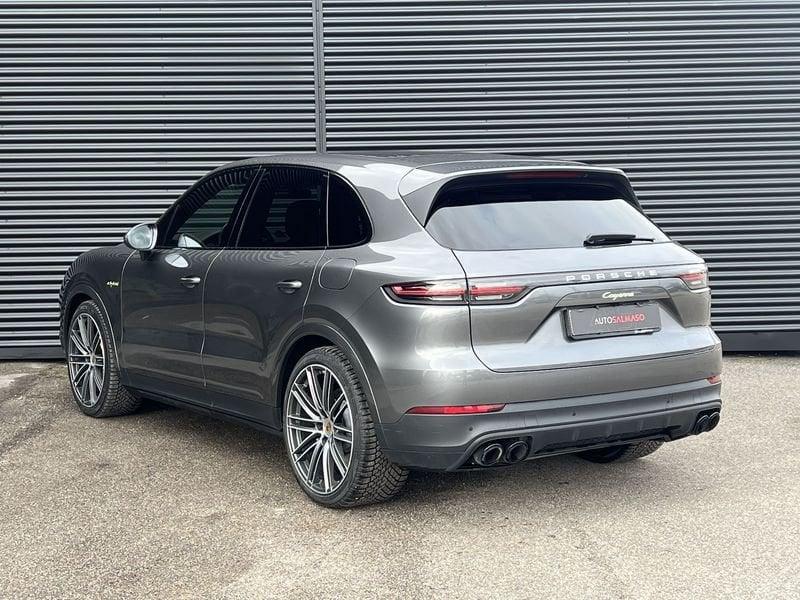 Porsche Cayenne 3.0 V6 E-Hybrid 462 CV