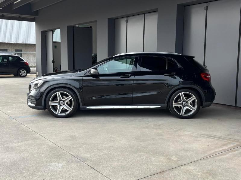 Mercedes-benz GLA 220 d Automatic 4Matic Premium
