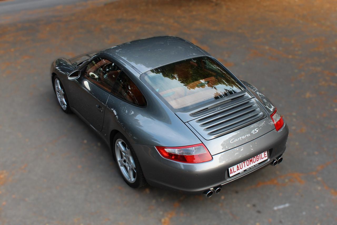 Porsche 911 Carrera 4S Coupé