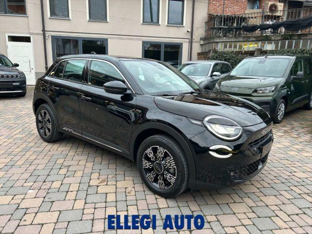 FIAT 600 Hybrid 110 CV DCT MHEV Pop PLUS KM 0 + FENDI + LEG