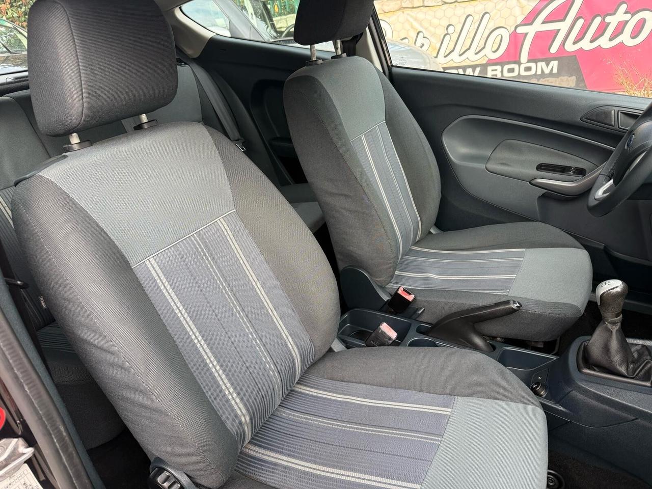 Ford Fiesta 1.4 TDCi 68CV 3 porte Titanium