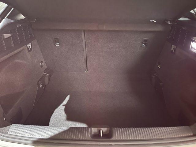 AUDI Q2 35TDI Stronic S line "19 Sline/Telec./Navi/MATRIX