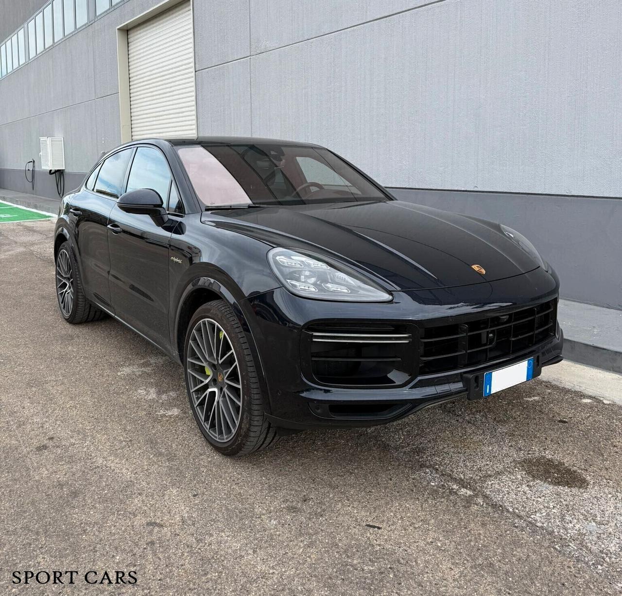 Porsche Cayenne Coupé 4.0 V8 Turbo S E-Hybrid 680 cv,
