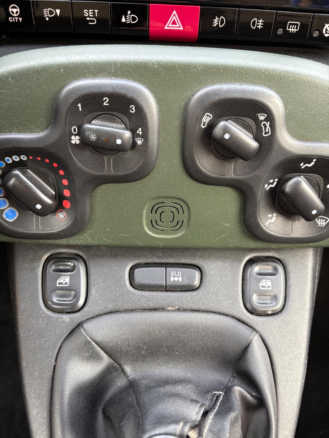 Fiat Panda 1.3 MJT Trekking 4x4 tasto ELD