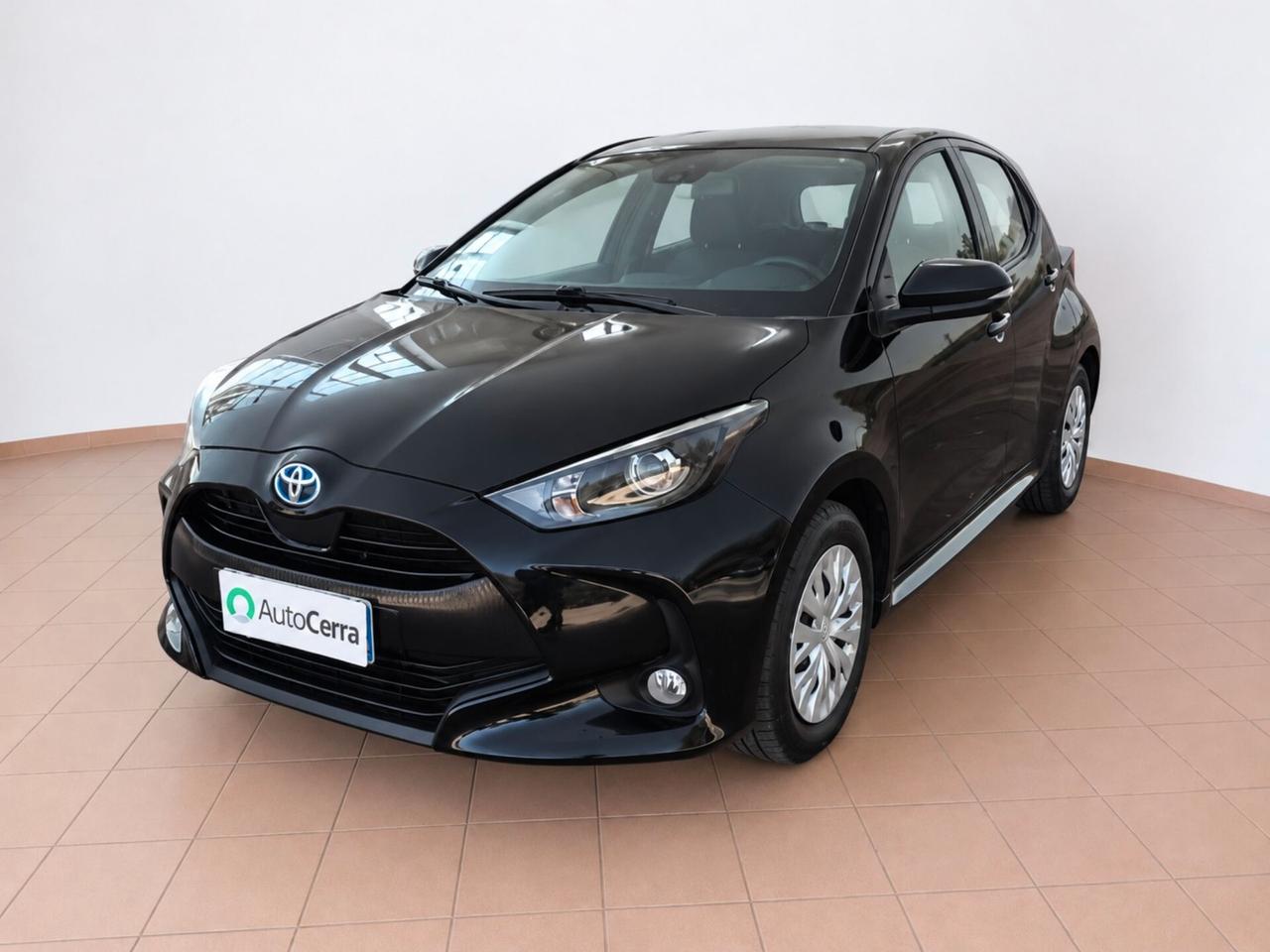 ---IN ARRIVO--- Toyota Yaris 1.5 Hybrid 5 porte Business