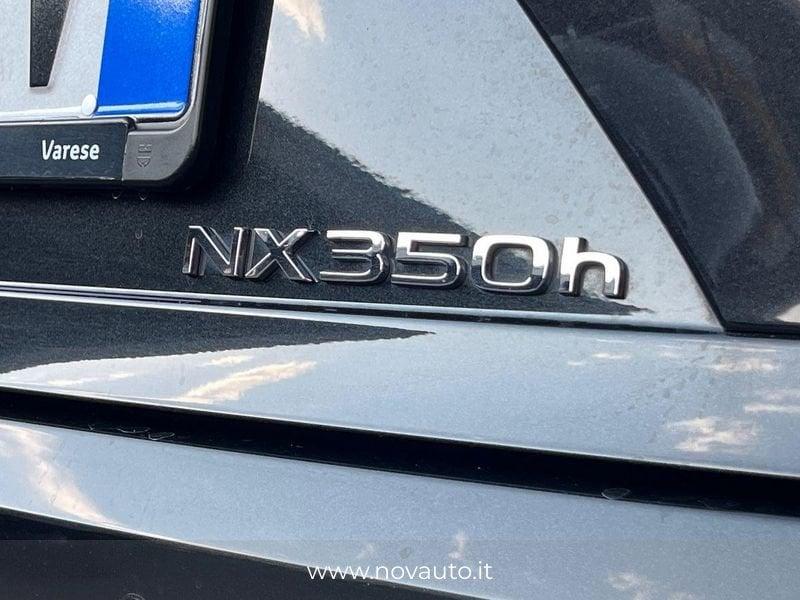 Lexus NX Hybrid Premium 4WD MY22