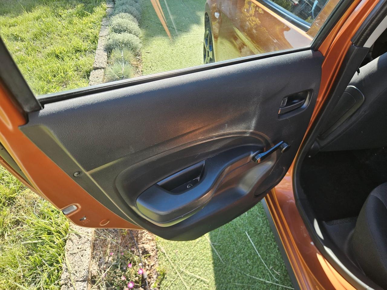 Mitsubishi Space Star 1.0 Funky