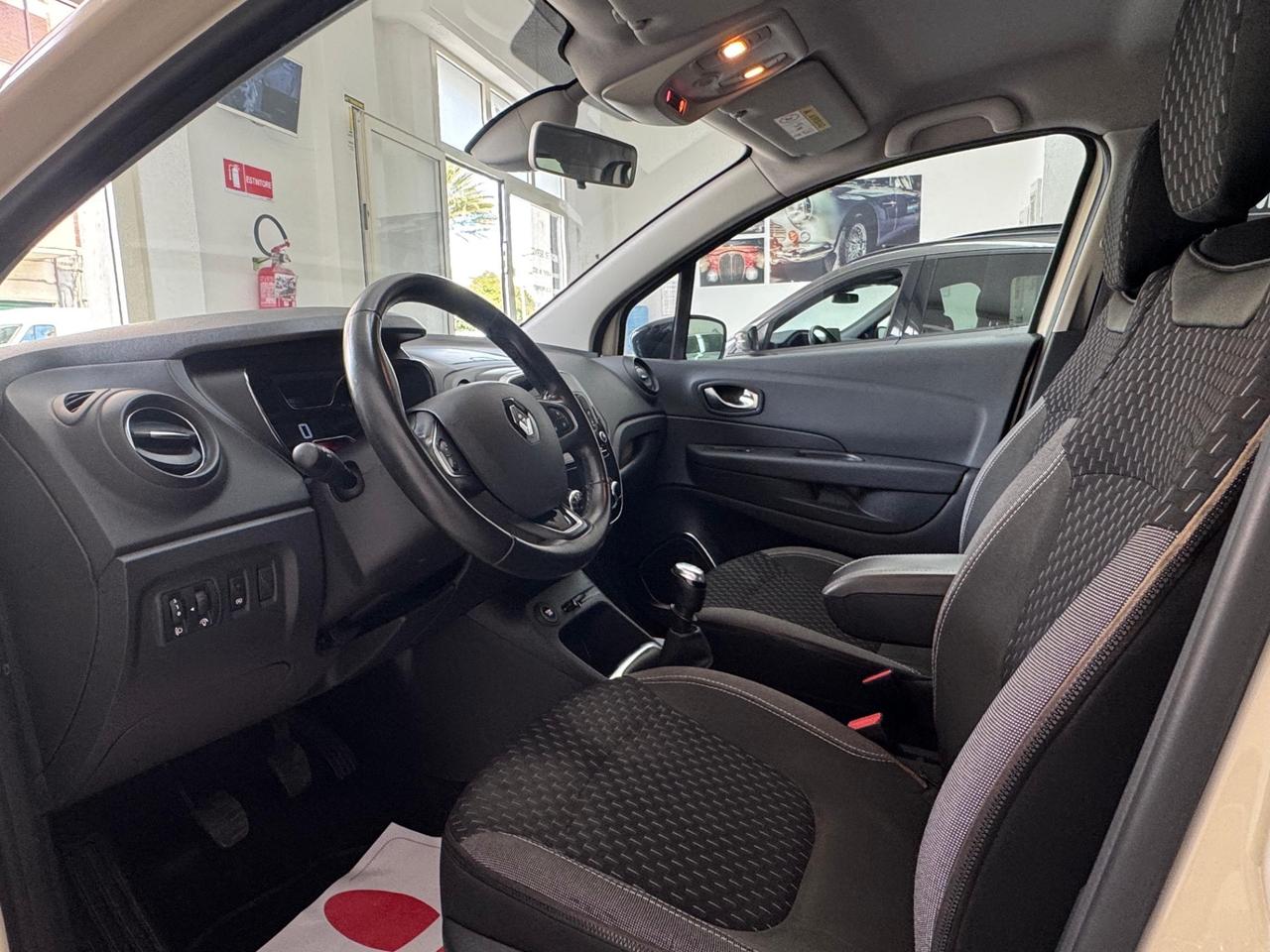Renault Captur 1.5 diesel/ FULL LED/ 63mila km/ 2018