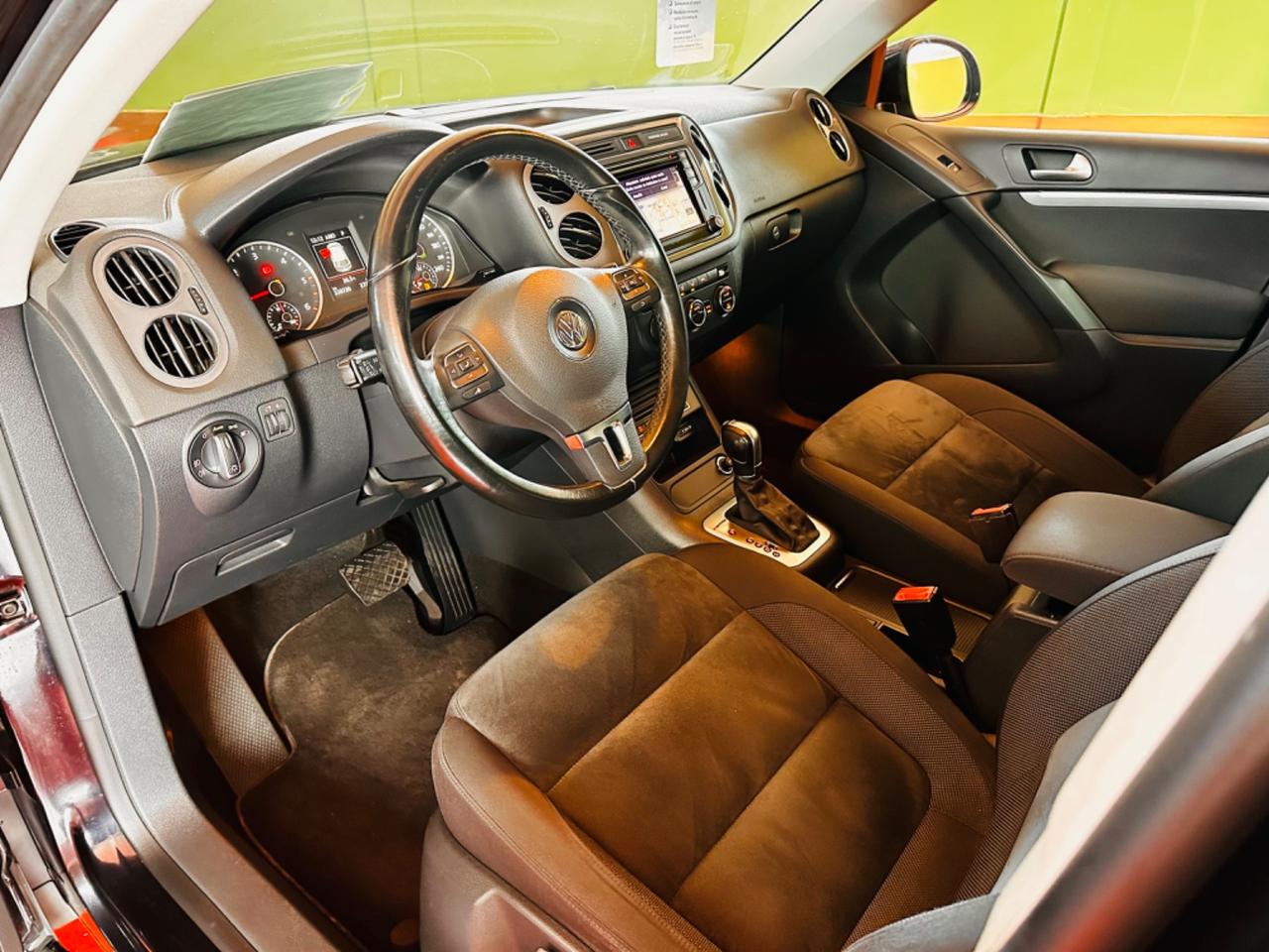 Volkswagen Tiguan 2.0 TDI DSG 7Marce 4x4 R-Line