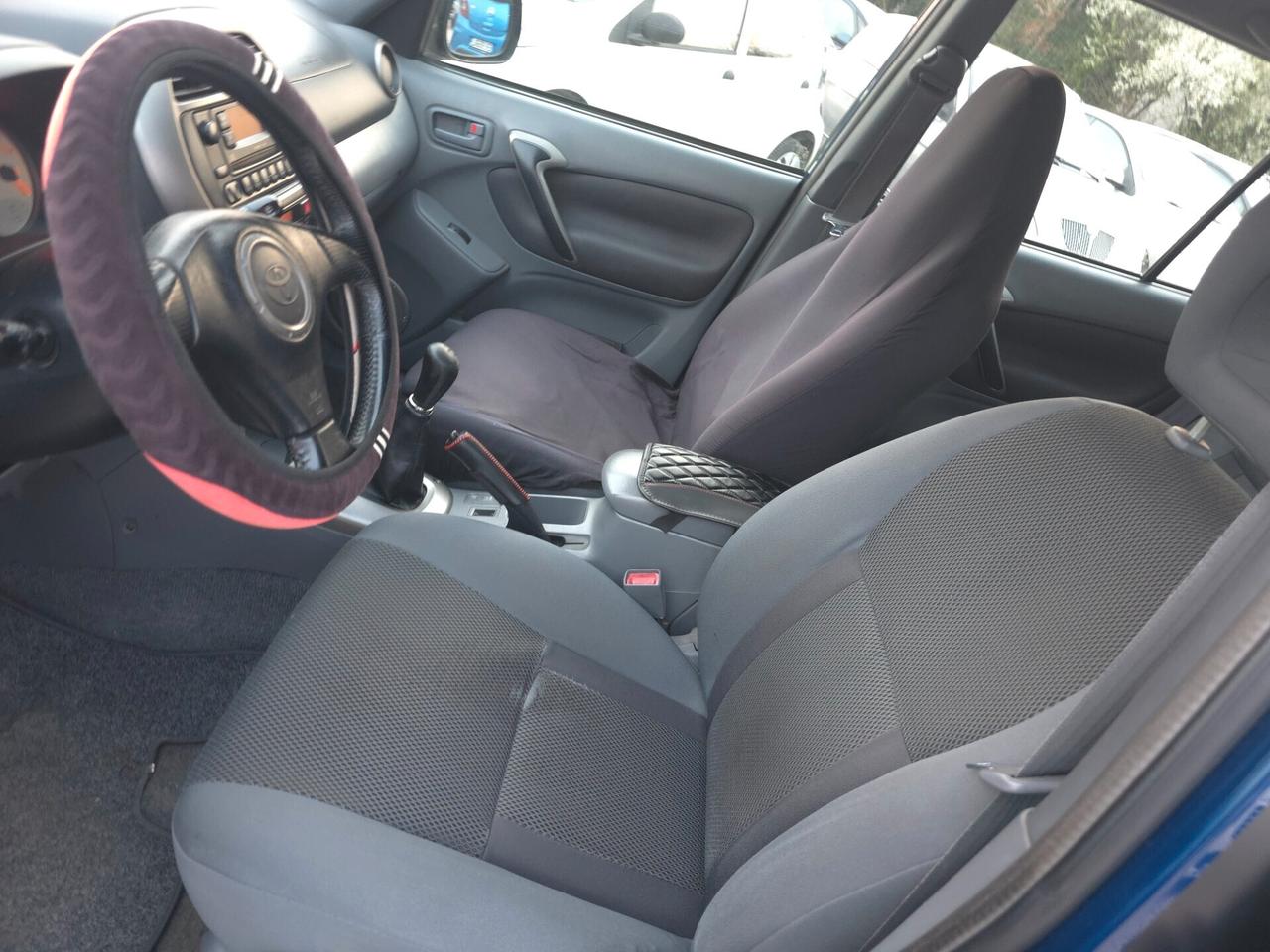 Toyota RAV 4 RAV4 2.0 Tdi D-4D cat 5 porte Sol