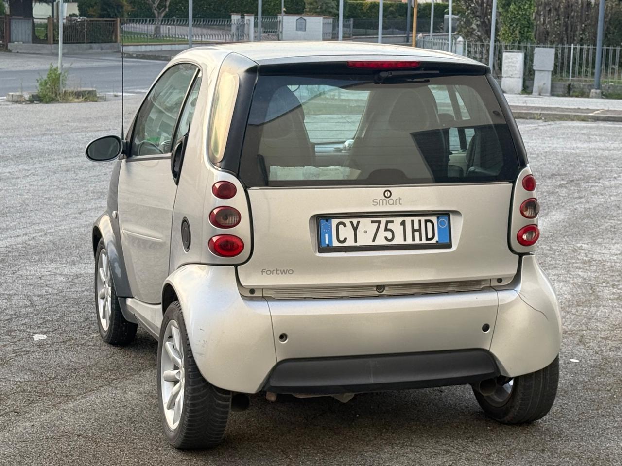Smart ForTwo 700 coupé pure (45 kW)