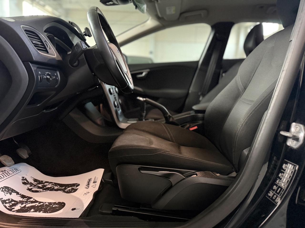 Volvo V40 D3 Kinetic EURO 6B