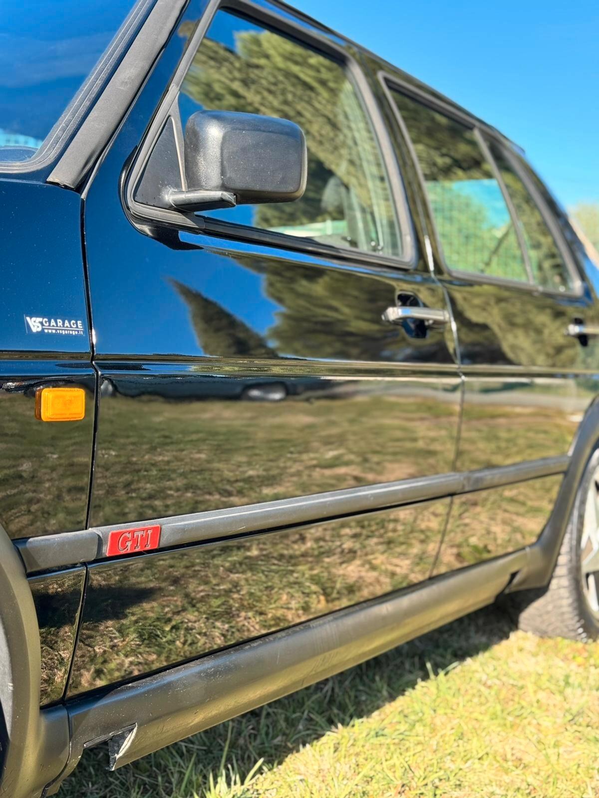 Volkswagen Golf GTI 16v Mk2 (1989) – 5 Porte