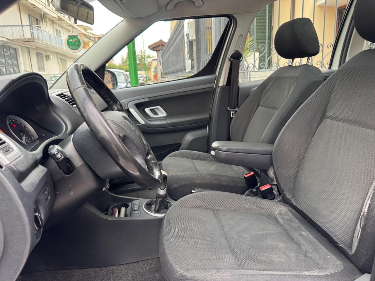 Skoda Roomster 1.4 TDI 80CV F.AP. Scout