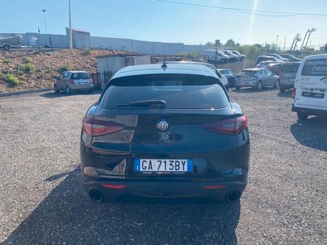 Alfa Romeo Stelvio 2.2 Turbodiesel 160 CV AT8 RWD Business