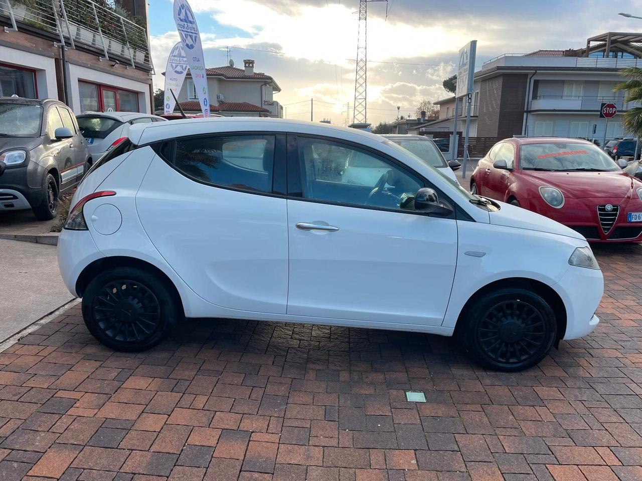 Lancia Ypsilon 1.2 GPL