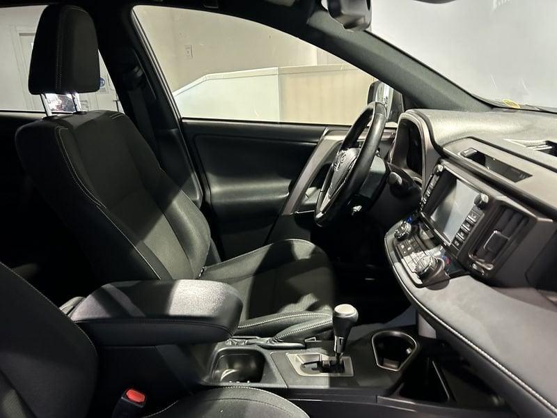 Toyota RAV4 2.5 Hybrid 2WD Dynamic+