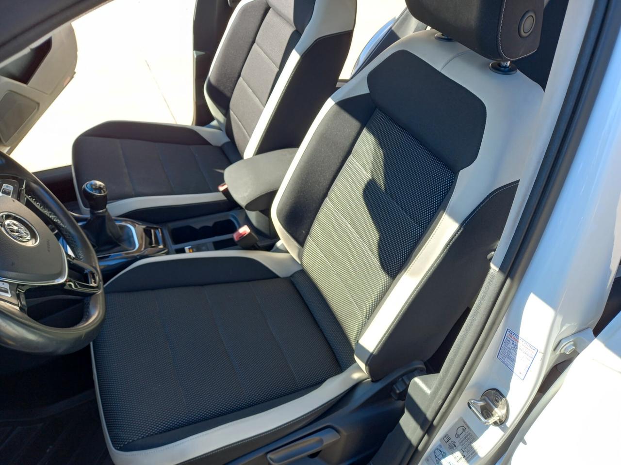 Volkswagen T-Roc 1.6 TDI SCR Business BlueMotion Technology