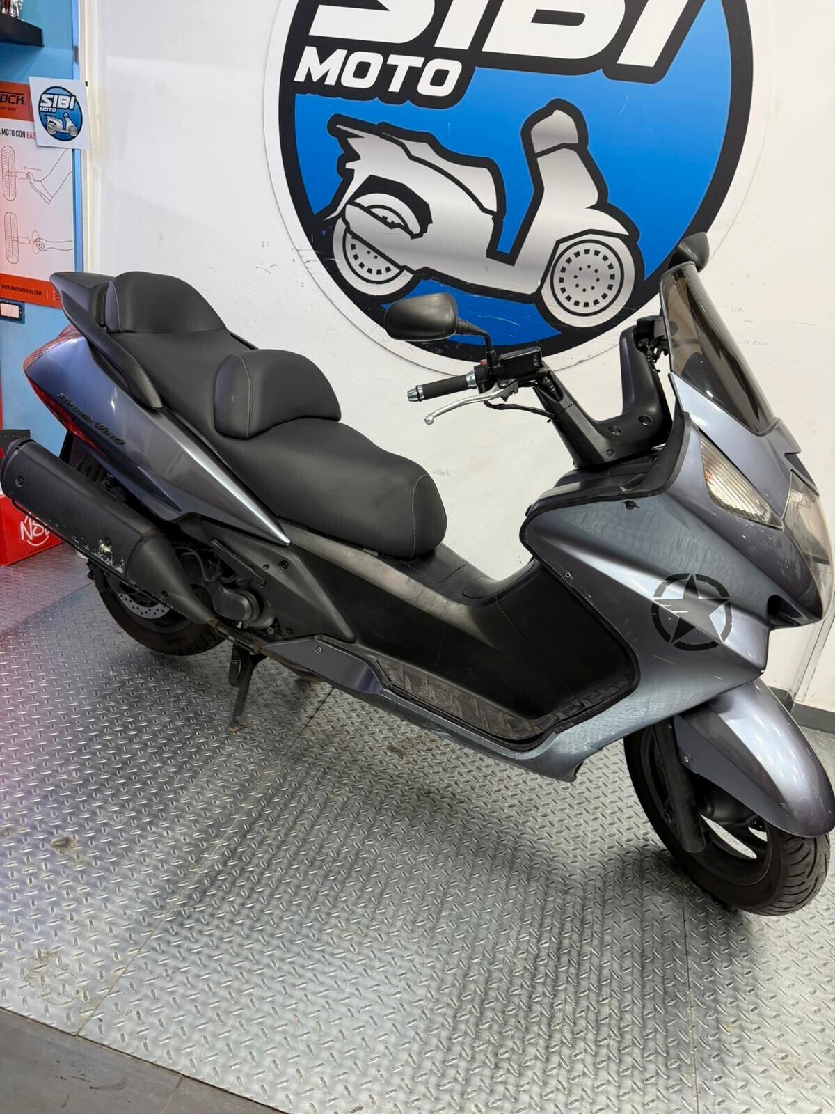 Honda Silver Wing 400