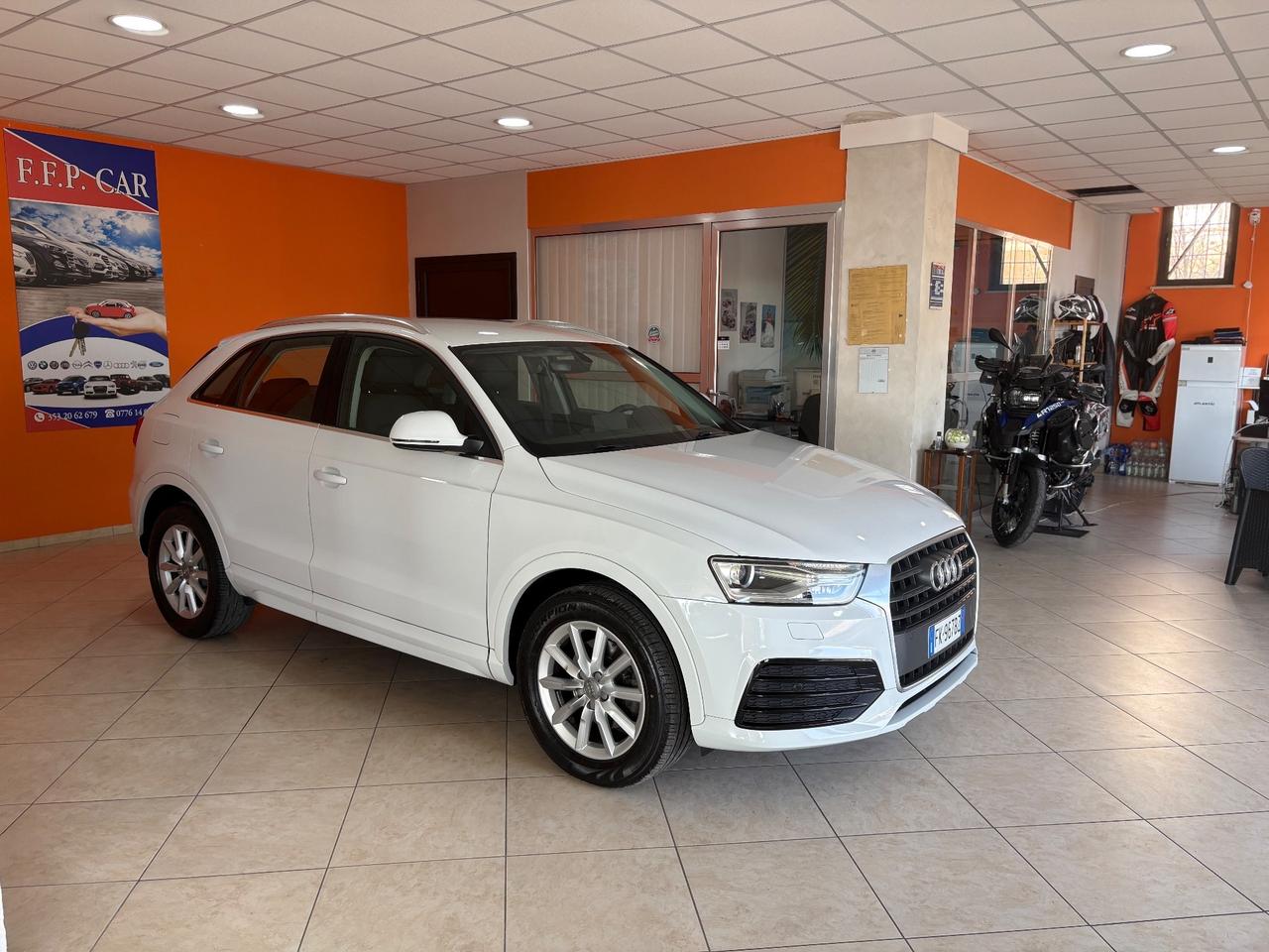 Audi Q3 2.0 TDI 120 CV Sport permuta e finanziamenti