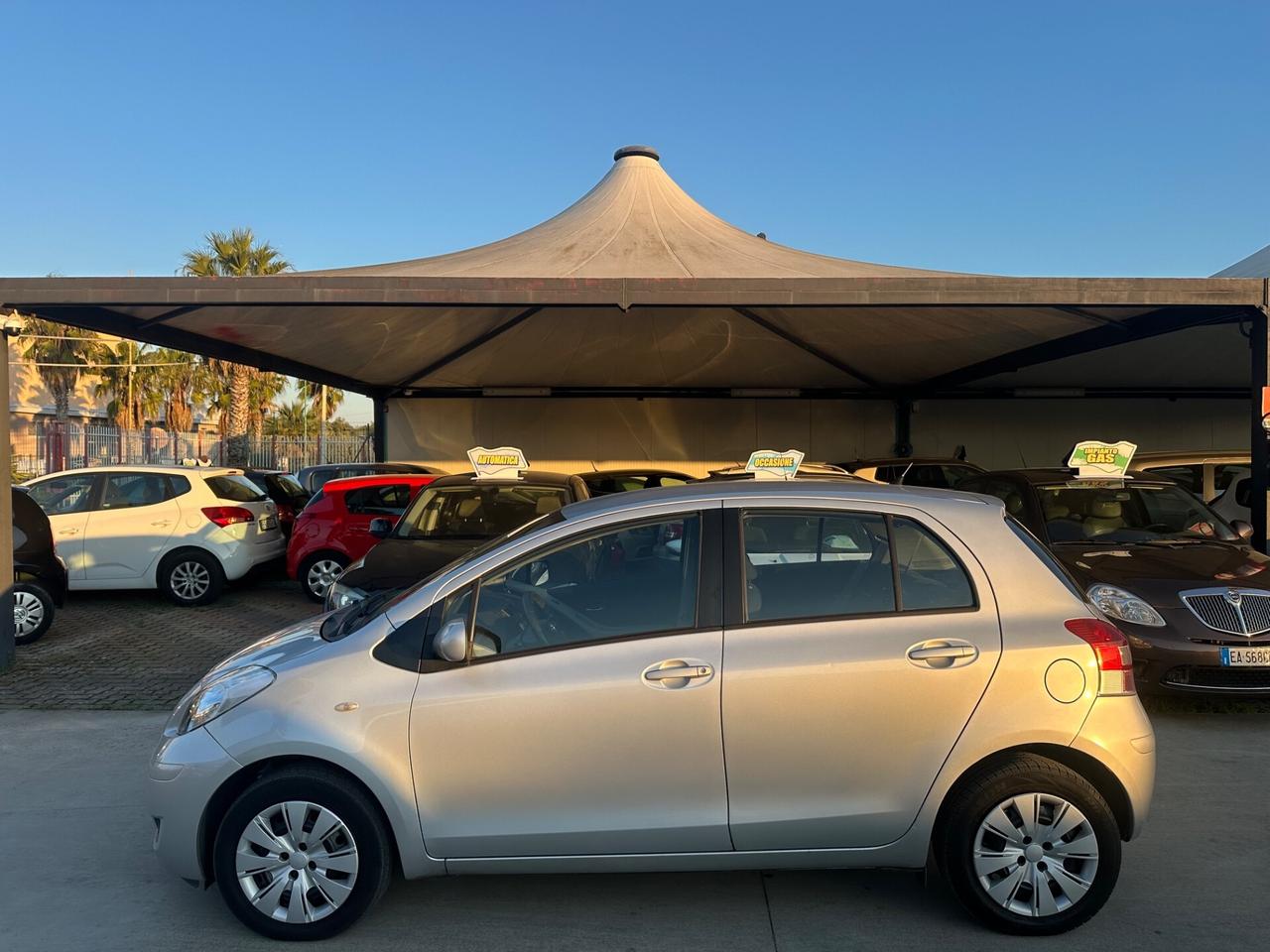 Toyota YARIS 1.3 BENZINA 2010 - SOLO 170 MILA KM