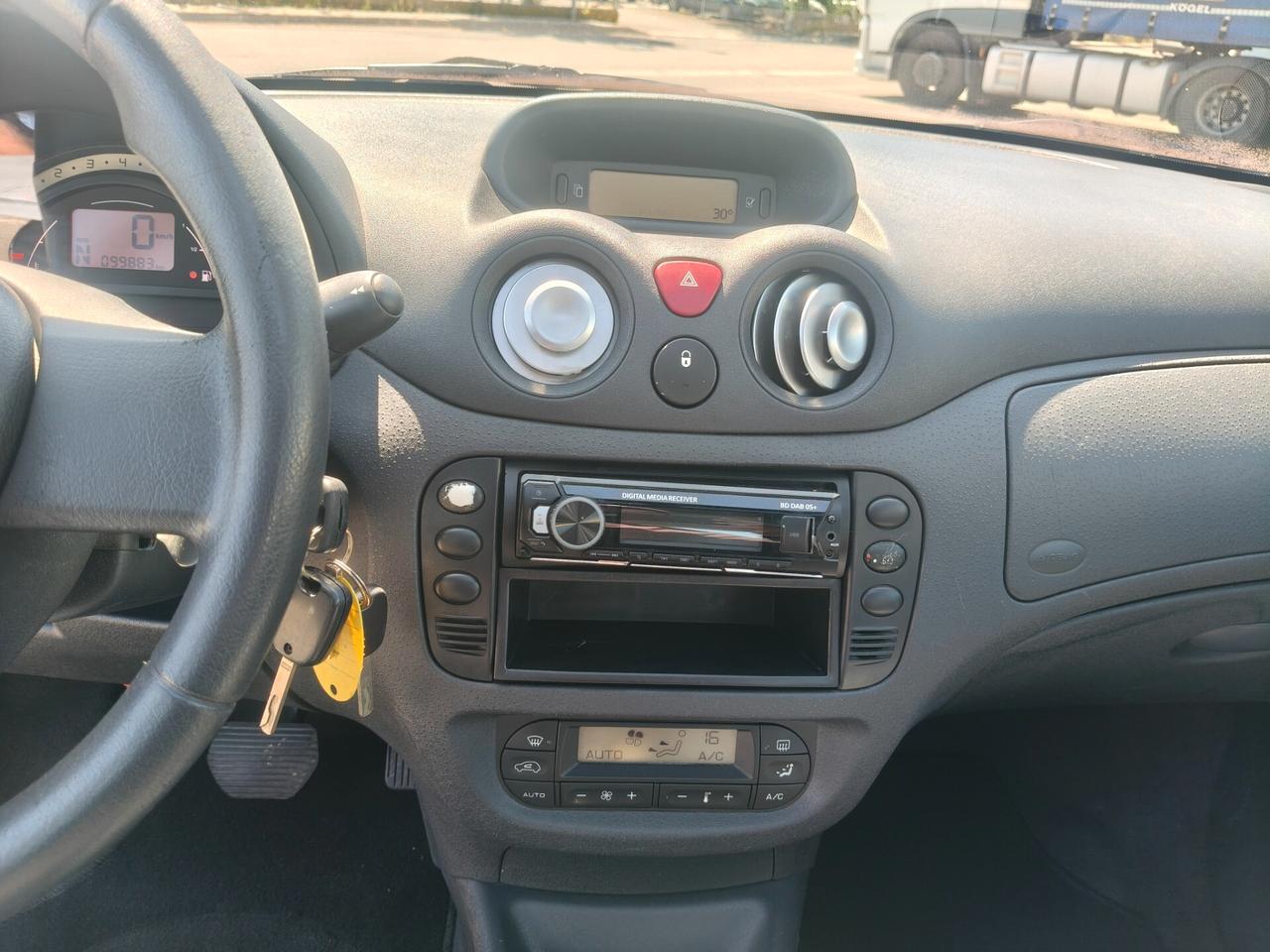 Citroen C3 1.4 AUTOMATICA SOLO 98.000 KM