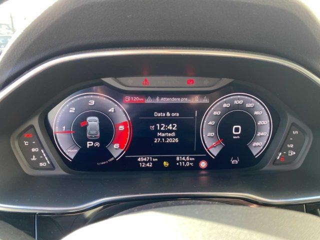 AUDI Q3 35 TDI Business Advanced