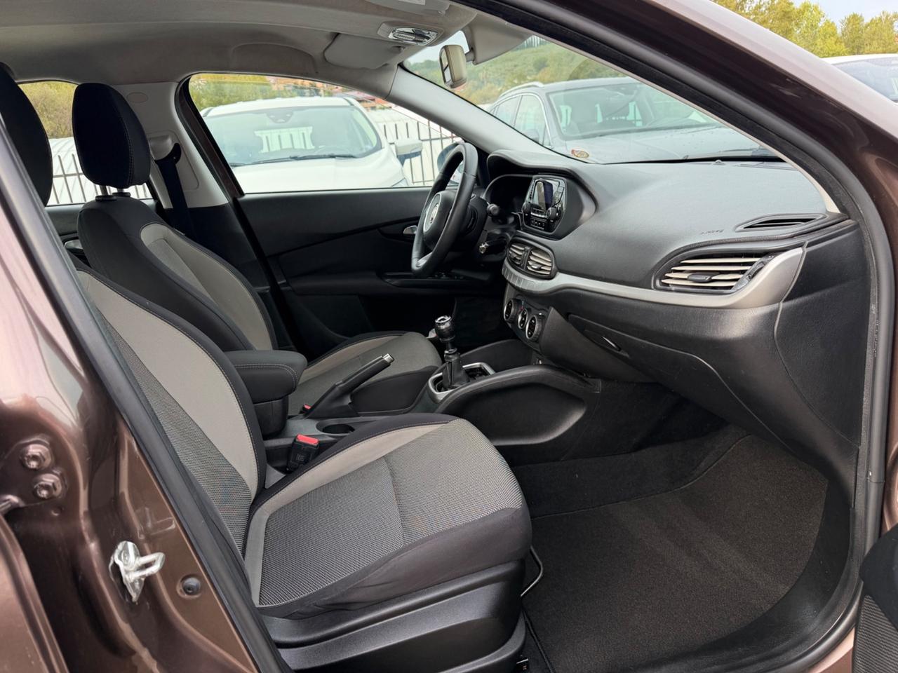 Fiat Tipo 1.6 Mjt 4 porte Lounge