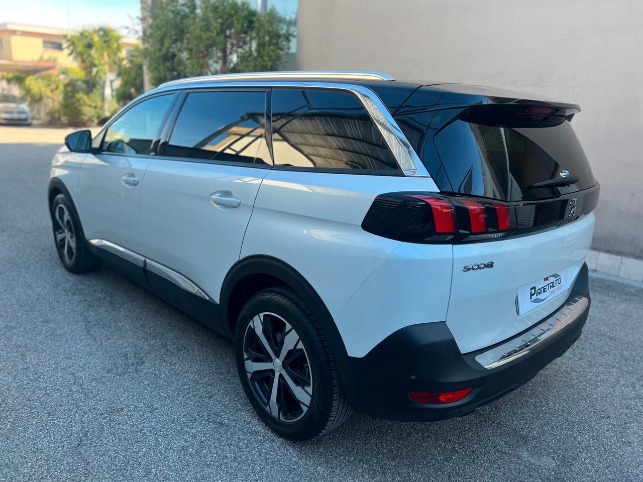 Peugeot 5008 1.5 130cv eat8 bluehdi Allure 7 POSTI LED/CAMERA PERFETTA!