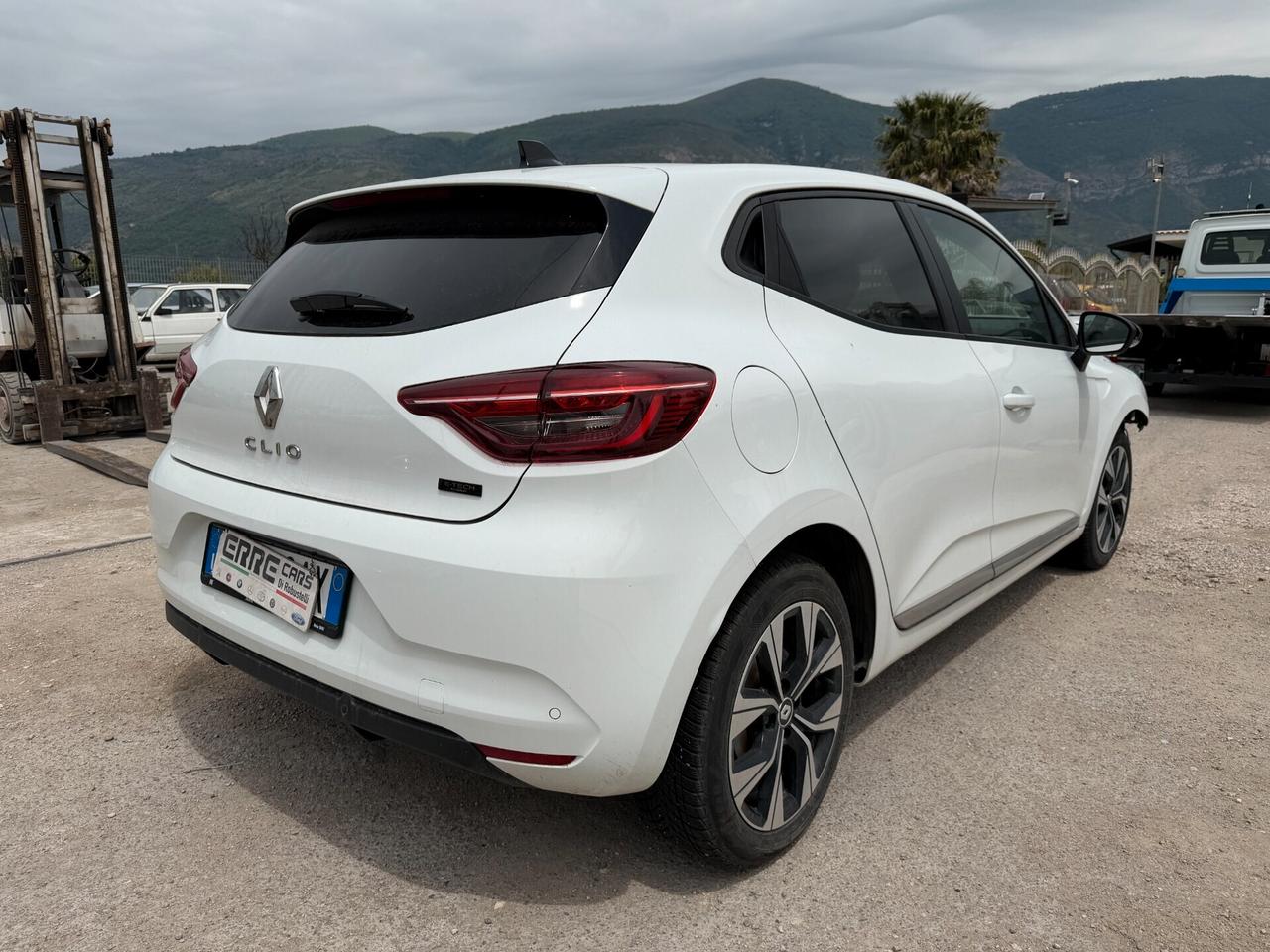 RENAULT CLIO 2023 1.6 HYBRID *AUTOM * AIRB OK