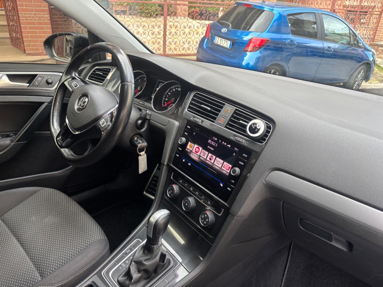 Volkswagen Golf 7.5 1.6 TDI 115CV DSG Highline BlueMotion Tech.