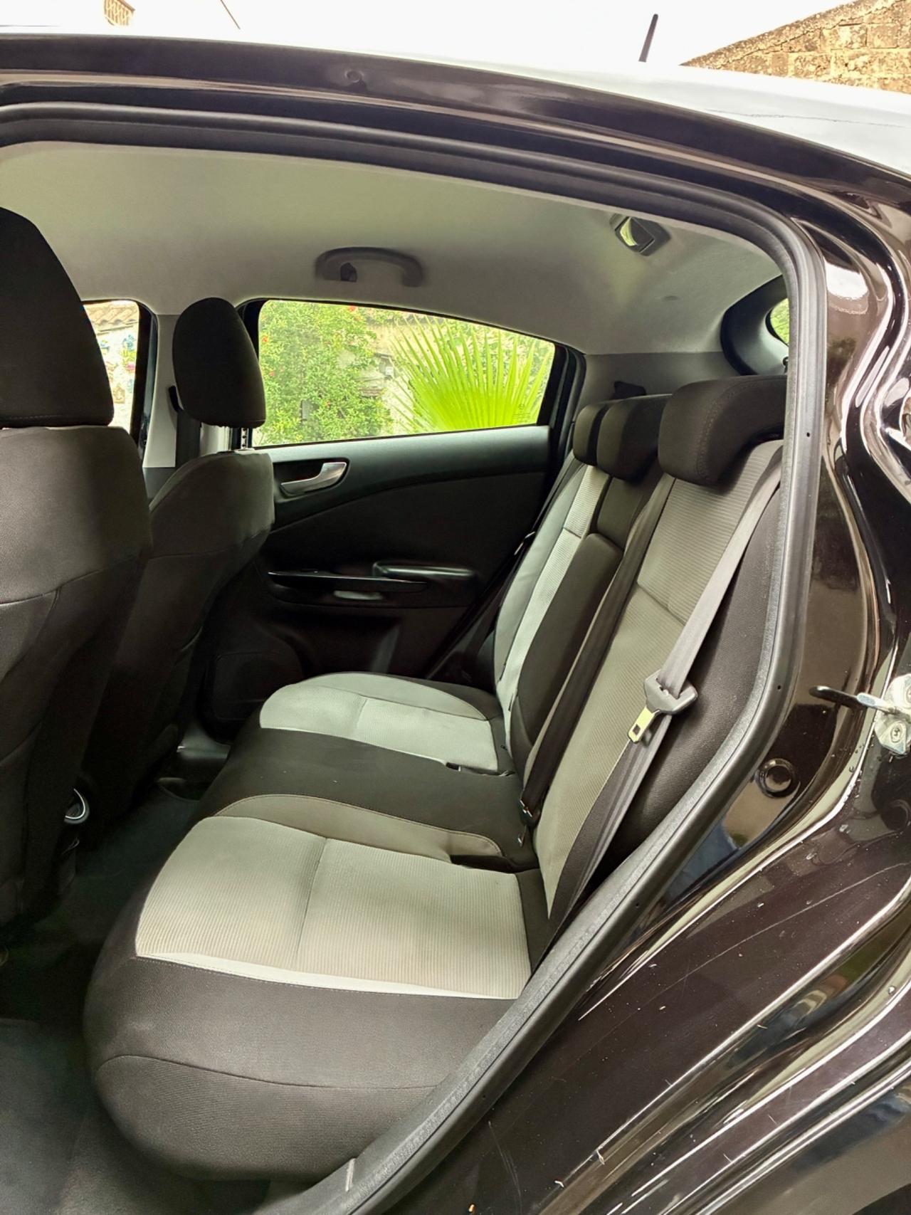 Alfa Romeo Giulietta 1.6 JTDm-2 105 CV Progression