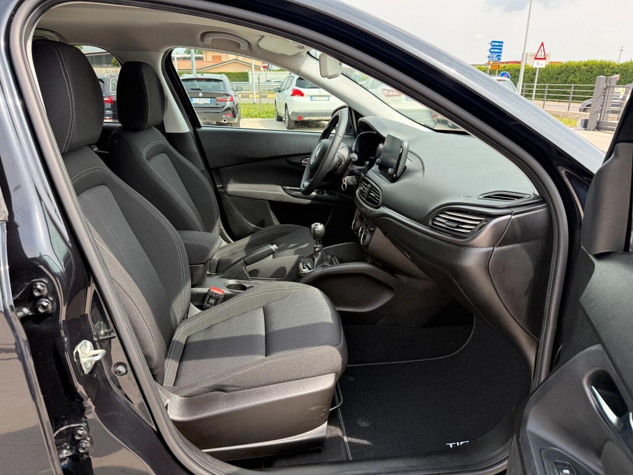 Fiat Tipo 1.6 Mjt S&S 5 porte S-Design