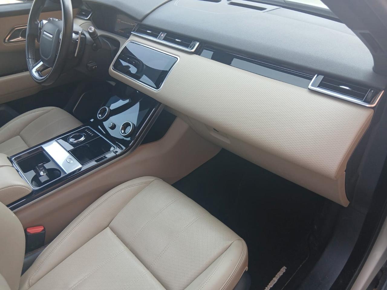 Land Rover Range Velar 2.0 TD4 180 CV R-Dynamic HSE