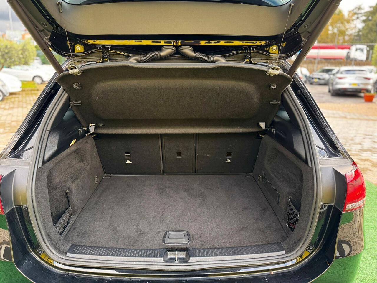 Mercedes-benz B 180d Premium AMG anno10/2020 Permute Finanziamenti garanzia