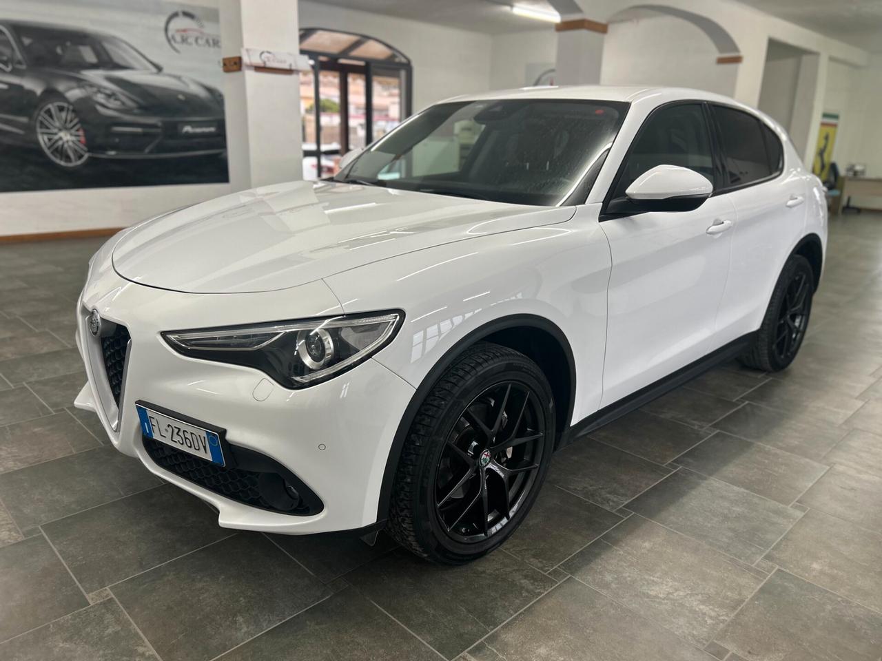 Alfa Romeo Stelvio 2.2 Turbodiesel 210 CV AT8 Q4 Super