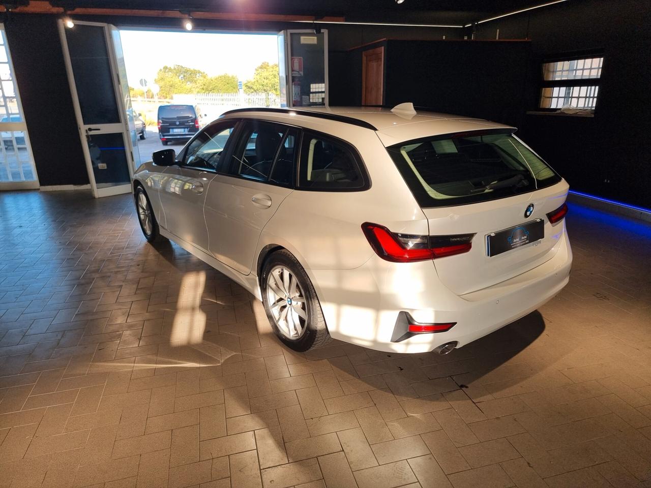 Bmw 318 318d 48V Touring Sport