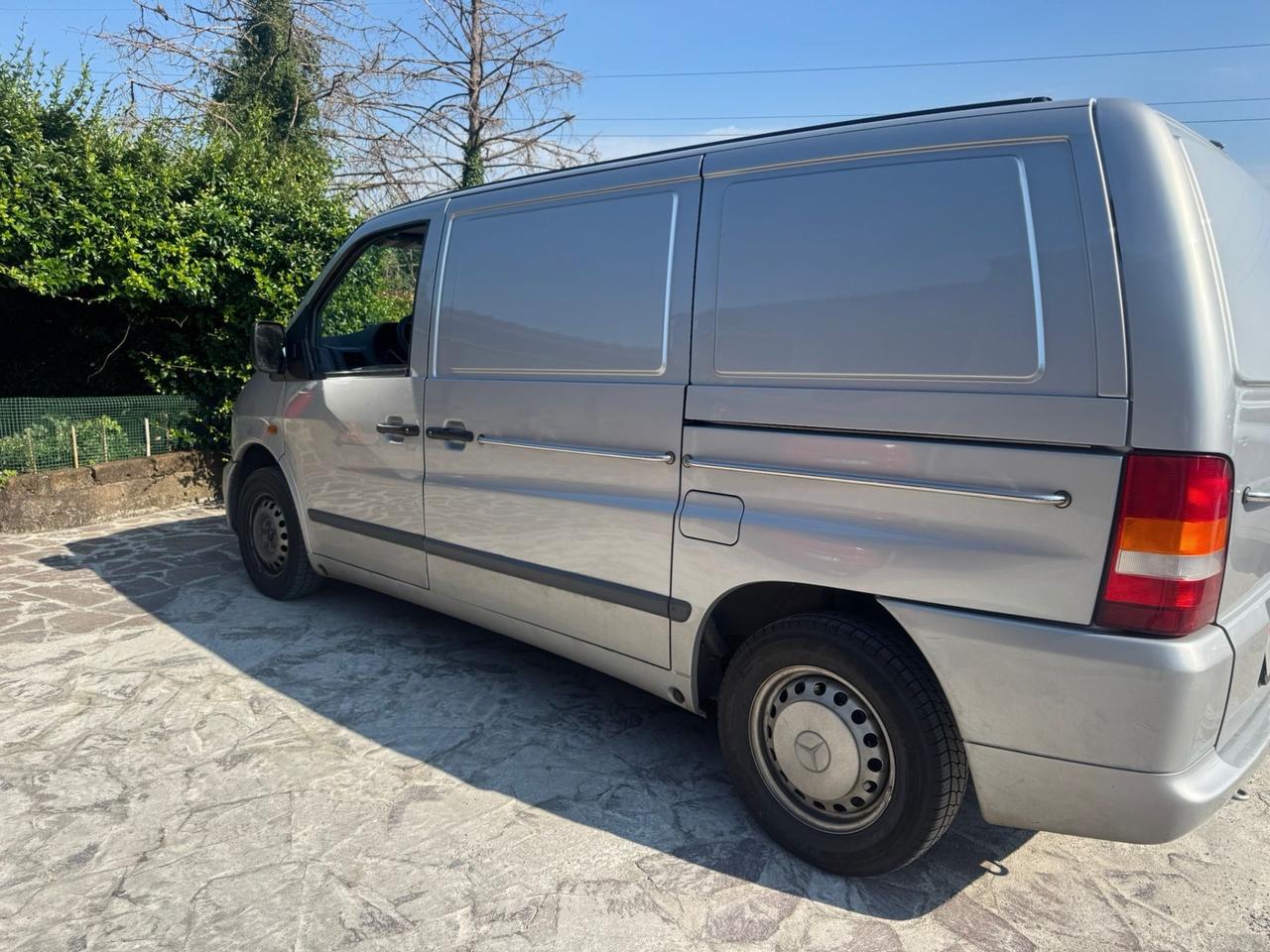 Mercedes-benz Vito MERCEDES-benz (AUTOFUNEBRE PER TRASPORTO SALME)
