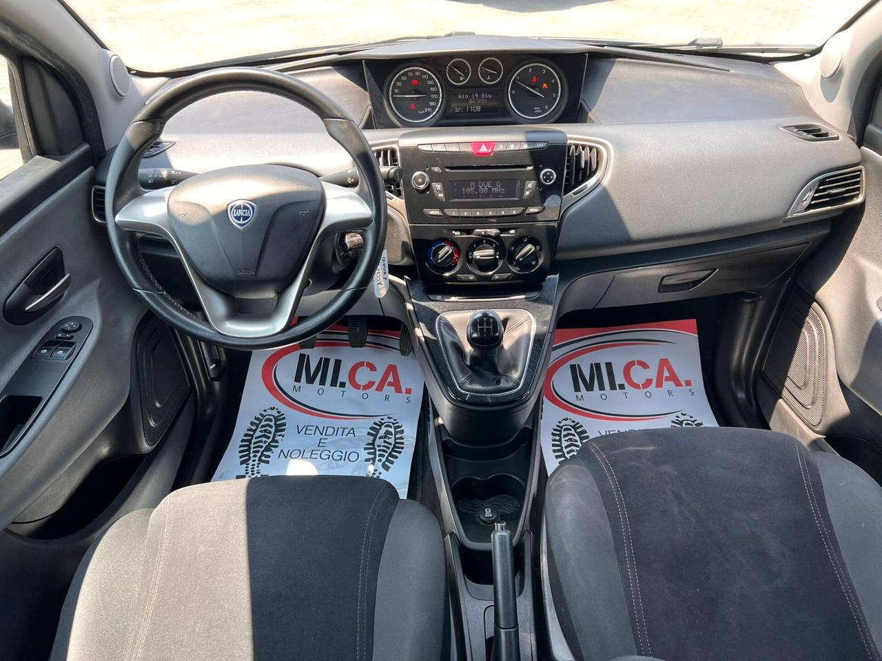 Lancia Ypsilon 1.3 MJT 16V 95 CV 5 porte S&S Silver