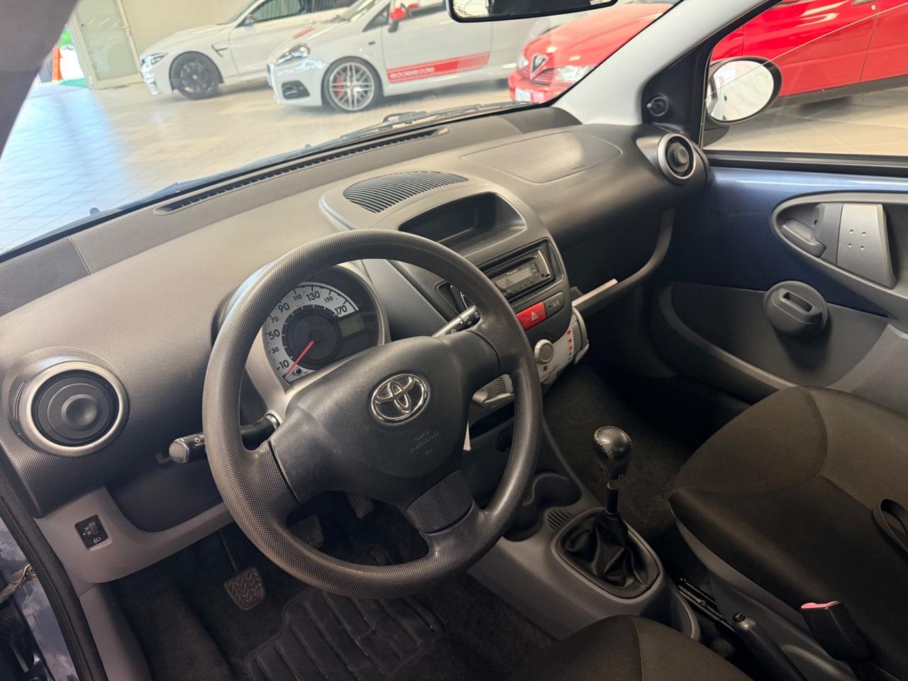 Toyota Aygo 1.0 12V VVT-i 5 porte Sol