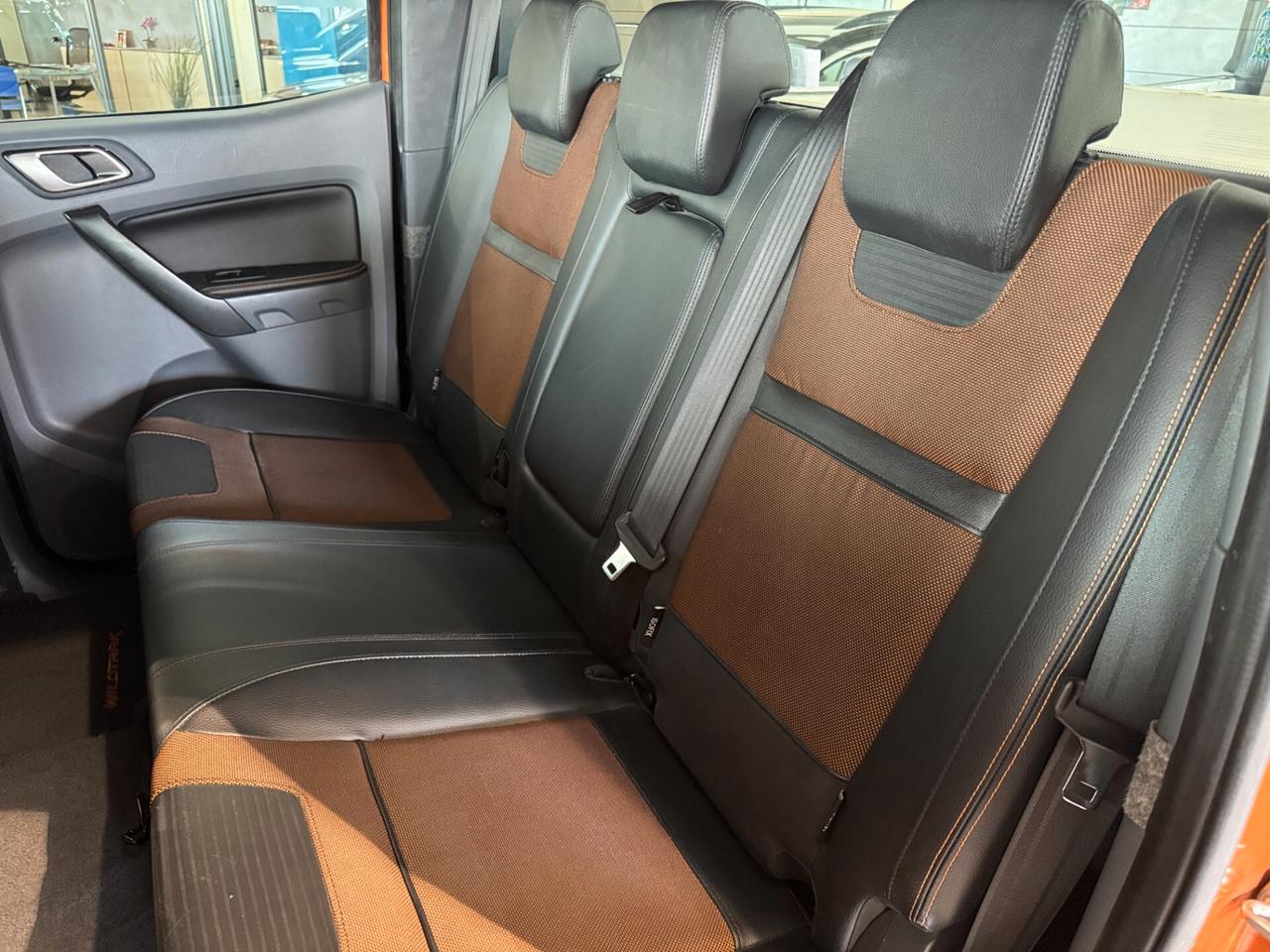 Ford Ranger 3.2 tdci double cab Wildtrak 200cv auto Nav App conn 18" (+Iva)