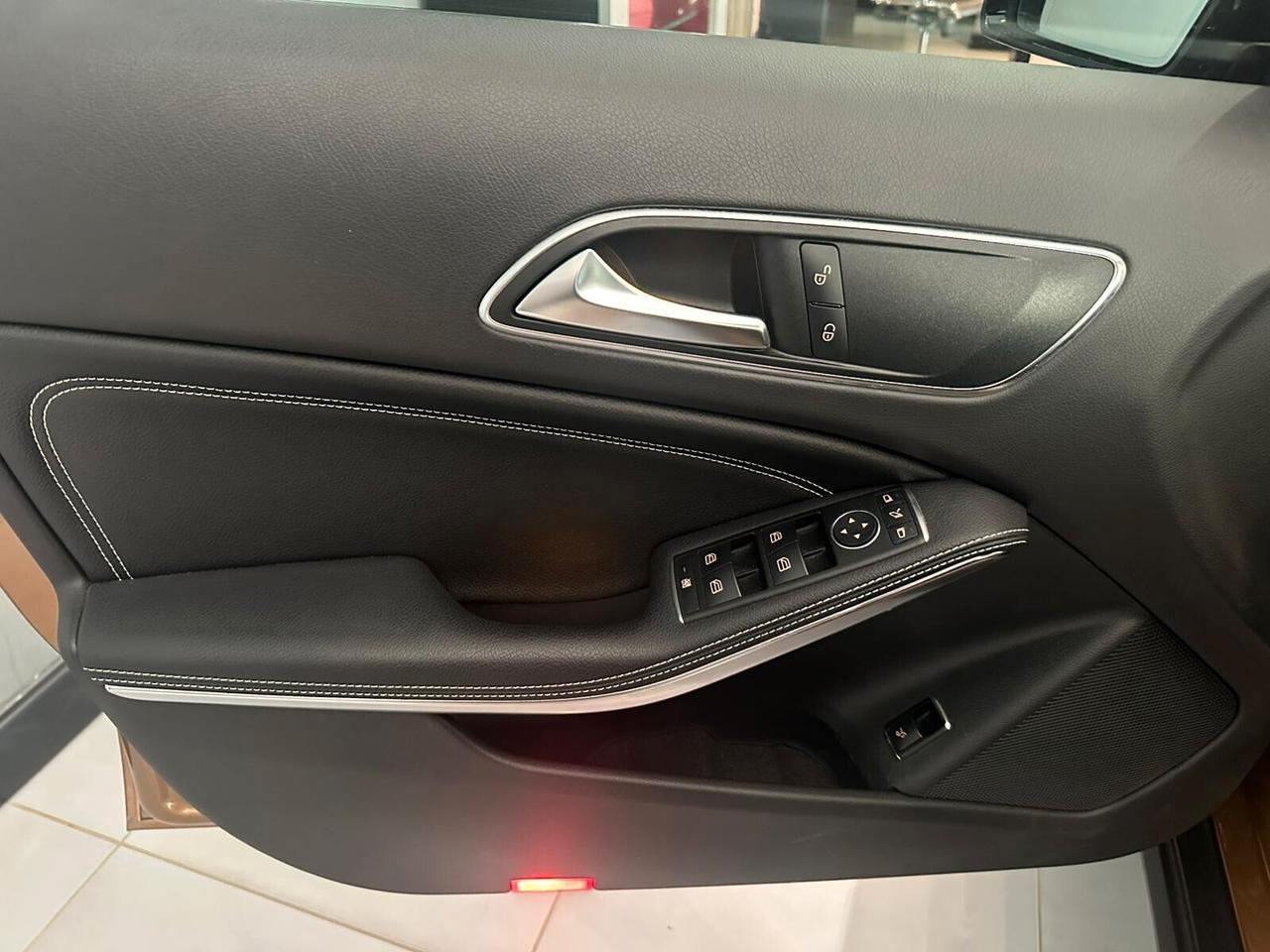 Mercedes-benz GLA 200 d Automatic Premium