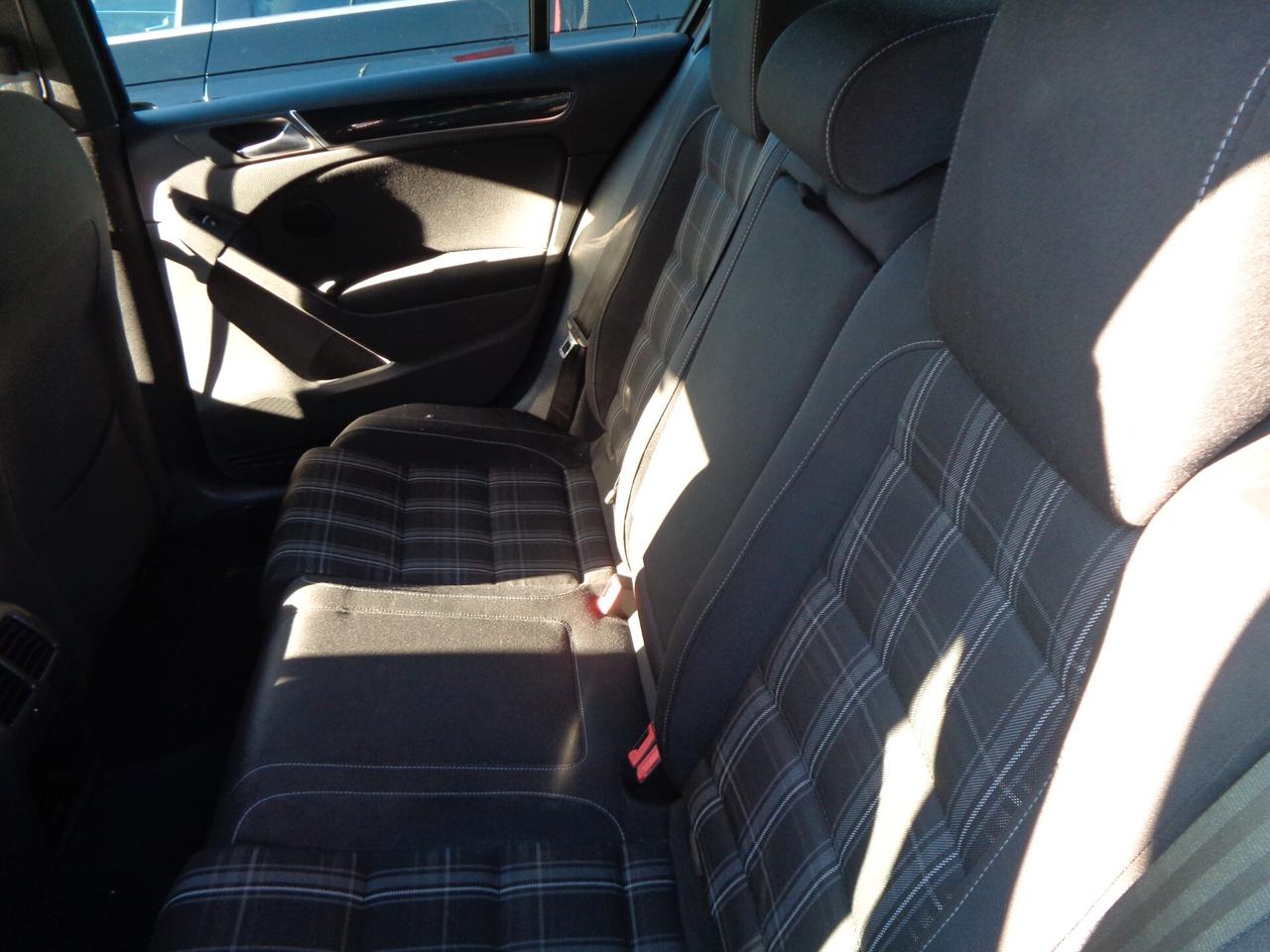 Volkswagen Golf GTI 2.0 TDI 170CV DPF DSG 5p. GTD